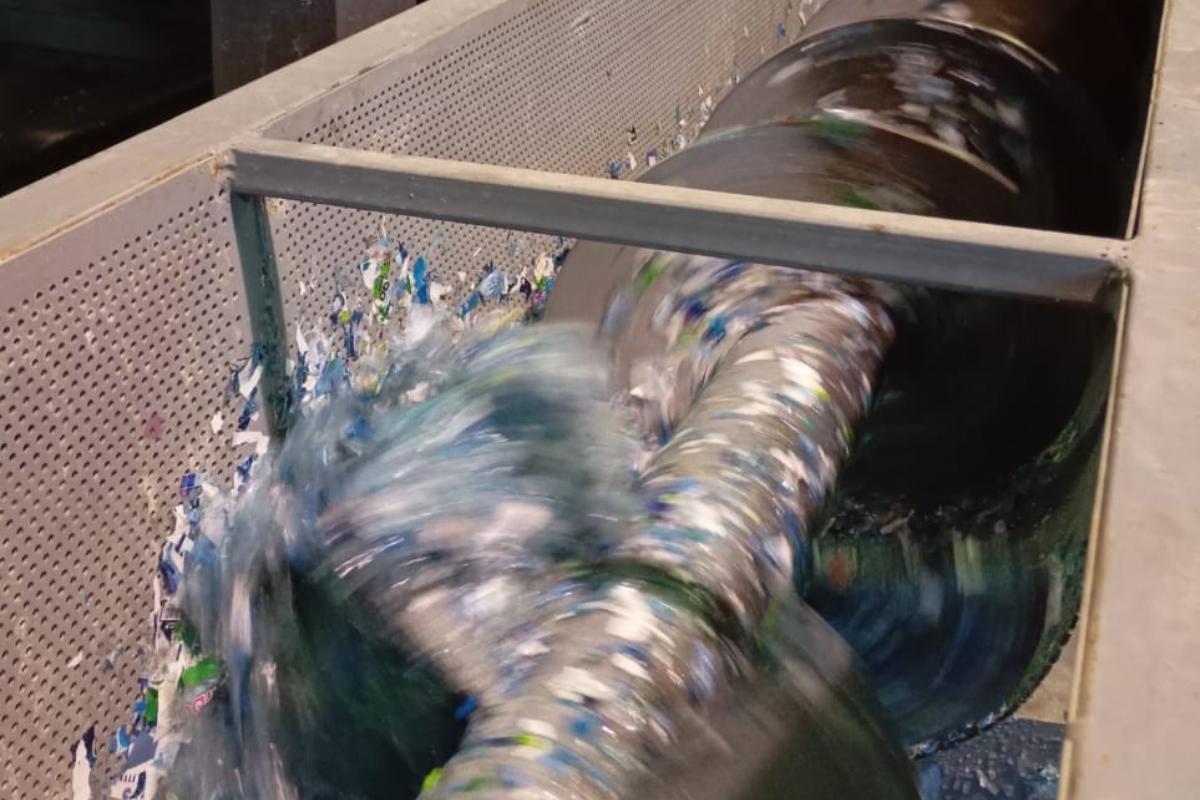 خدمات إعادة التدوير